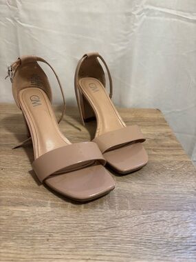 C&M patent block heels 6W